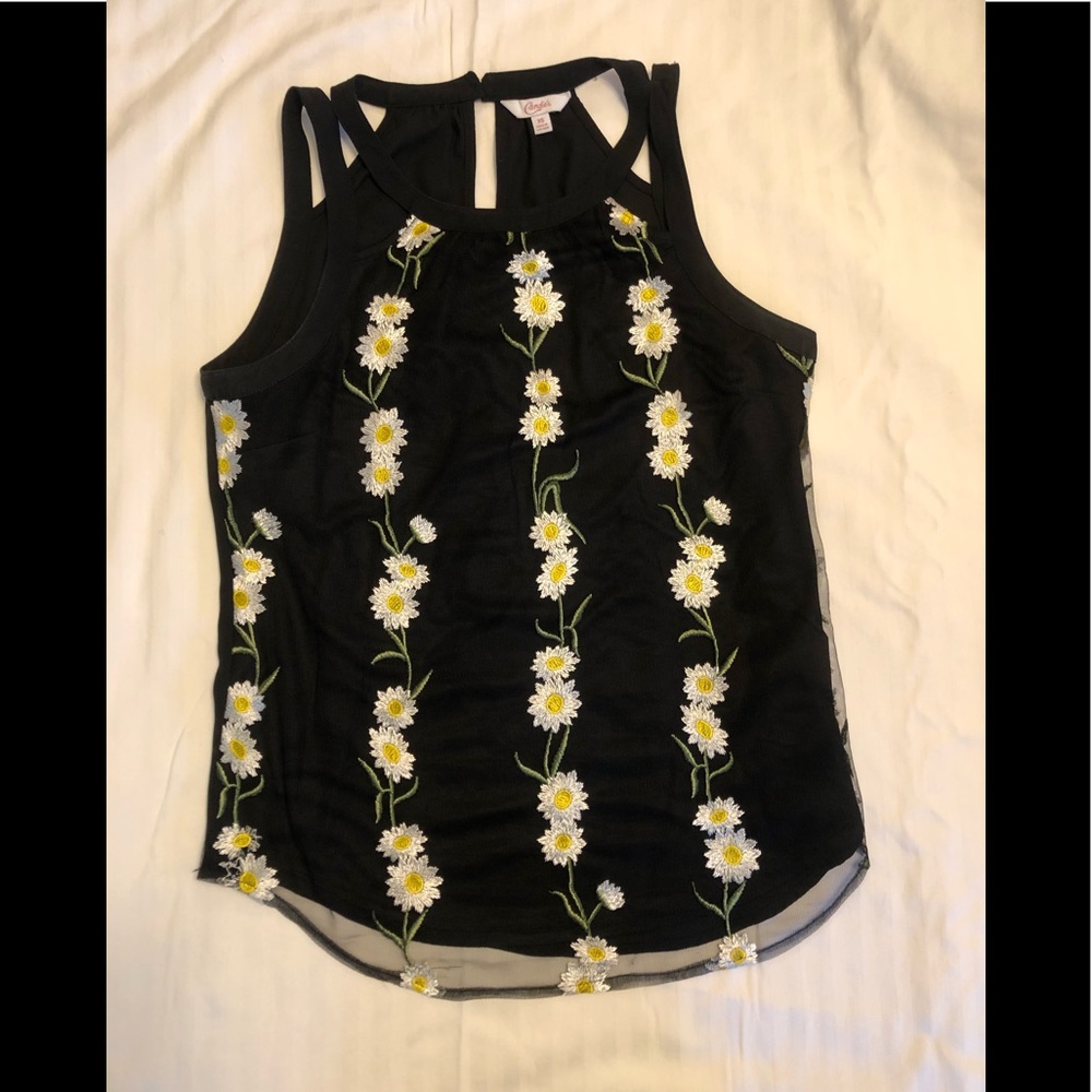 Candies sleeveless shirt.  Size XS.